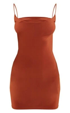 Robe Moulante Droite Rouille à Bretelles Spaghetti Et Col Bénitier -Zeze Vetements Magasin 0616c377442521c0427af91e4cd57c297a7e3c5a cnd5845 5