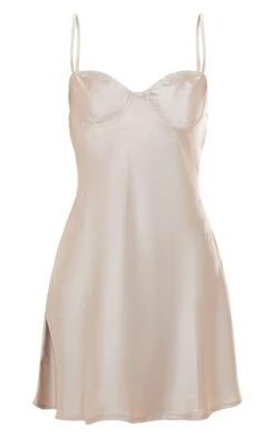 Robe Droite Satinée Argentée à Armatures Et Bretelles Dans Le Dos -Zeze Vetements Magasin 0d3ce4dcc139a6fe1da09613dbe0f7c04095173f cnd7731 5