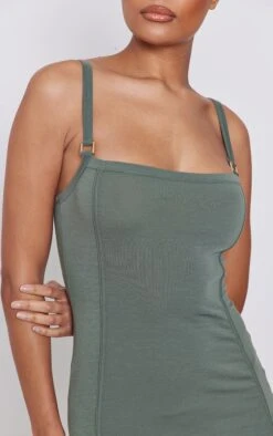 Robe Moulante En Jersey Kaki Mousse à Liserés Et Empiècements -Zeze Vetements Magasin 0e8109437021f308b93d69b9dc5eb3630b6a0725 cnd2290 4