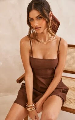 Robe Baby Doll Effet Lin Chocolat Froncée Dans Le Dos à Col Droit -Zeze Vetements Magasin 11e3e36ac150dd2f2f87ab93939097695a125699 cnd4049 4