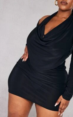 Plus Robe Moulante Noire à Col Bénitier 10 Plus Robe Moulante Noire à Col Bénitier -Zeze Vetements Magasin 13cb502552e00f2abb960852b827a6e87df12f37 cna5215 4