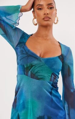 Robe Droite En Mesh Bleu Flou Fleuri à Détail Buste -Zeze Vetements Magasin 1685ab686e27b8d6b2d5222f8611f6a58d8660c3 cnb1078 4