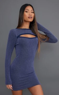 Robe Moulante Côtelée Bleue à Découpe Et Manches Longues