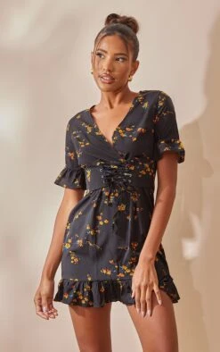 Robe Trapèze Noire à Imprimé Floral Et Corset