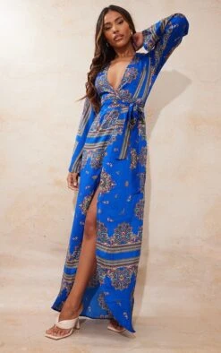 Robe Kimono Longue Bleu Cobalt à Imprimé Géométrique -Zeze Vetements Magasin 257e35e4453d998cf755429fd96be2a1774cba97 clt4769 4