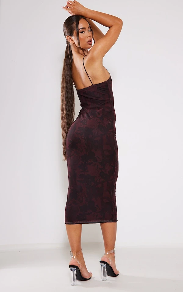 Robe Mi-longue En Mesh Bordeaux Fleuri à Bretelles Et Bordure Dentelle 4 Robe Mi-longue En Mesh Bordeaux Fleuri à Bretelles Et Bordure Dentelle – Image 2