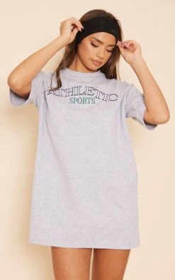 Robe T-shirt Gris Chiné à Manches Courtes Et Slogan Badge Athletic Sports -Zeze Vetements Magasin 2a910df7c522cced2ae8abdccc68f98bc2520693 cnd4019 1