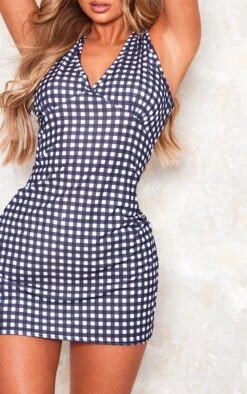 Robe Droite Noir & Blanc Imprimé Vichy à Col Rond -Zeze Vetements Magasin 2c2b5a0497f2e62d58a0429d1fee69c48e5ae220 cne6465 4