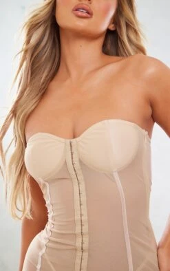Robe Longue Bustier En Mesh Nude à Crochets Et Oeillets Détail Coutures -Zeze Vetements Magasin 2da497d386baafe9804f7e8af306a1a297303cf7 cne2686 4