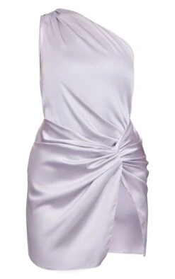 Robe Courte Satinée Argentée Asymétrique Et Détail Noeud -Zeze Vetements Magasin 39cff803218e2b5f742e6c57d25fc172e7923866 cnb8571 5
