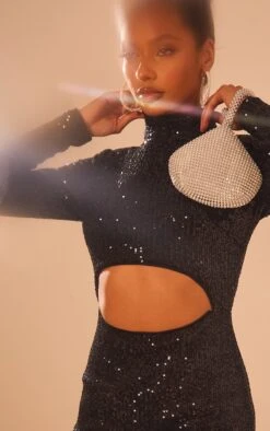 Robe Moulante Manches Longues Noire à Sequins Et Col Montant Détail Découpe Et Ourlet Fendu -Zeze Vetements Magasin 3b76cbd760d852b69400f5fc7a554befd8916a60 cmu6365 5