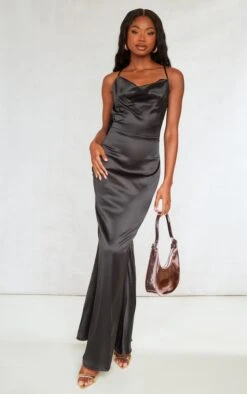 Robe Longue Satinée Noire à Dos Nu Bénitier Et Coutures En Biais 7 Robe Longue Satinée Noire à Dos Nu Bénitier Et Coutures En Biais -Zeze Vetements Magasin 459db6b9195df0641374973fb379566eb8a79205 cne1428 2