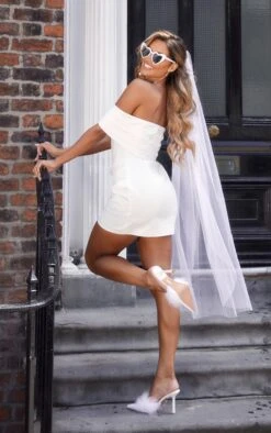 Robe Moulante Blanche à Manches Drapées Détail Bonnets -Zeze Vetements Magasin 4b7b425dffd84bb83ec48940458cadcabfe21e44 cnd9179 2