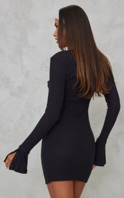 Robe Chemise Décolletée Côtelée Brossée Noire à Manches évasées 9 Robe Chemise Décolletée Côtelée Brossée Noire à Manches évasées -Zeze Vetements Magasin 4dec32d538761381e7a1ac0b8471705e79a977e6 cmv9179 2