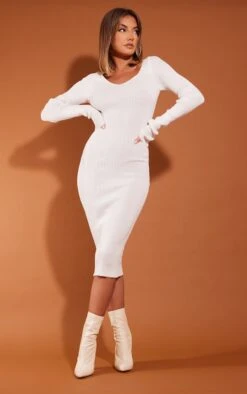 Robe Mi-longue En Maille Crème Clair à Col En V 10 Robe Mi-longue En Maille Crème Clair à Col En V -Zeze Vetements Magasin 4e9a83a203ad4a7c934bbe754c85a4a422c7771e cmu0226 3