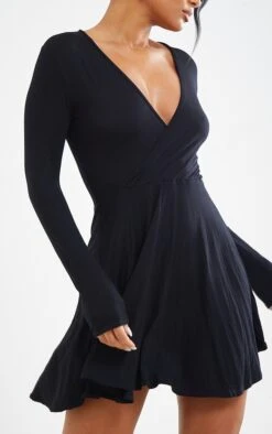 Robe Patineuse Manches Longues Noire En Jersey Style Cache-coeur -Zeze Vetements Magasin 5b0da175e6493db118aa7704ca619b00a80837ad clu6809 4