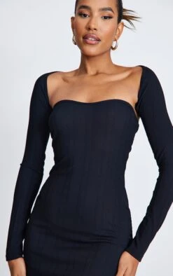 Robe Bustier Mi-longue Côtelée Texturée Noire à Détail Manches -Zeze Vetements Magasin 6110913abff18af7d3fe8350c34e2485cd87bf8b cnc5967 4