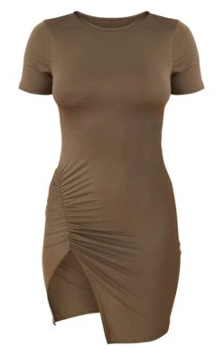 Robe Moulante En Jersey Vert Olive Foncé à Manches Courtes Et Côté Froncé 11 Robe Moulante En Jersey Vert Olive Foncé à Manches Courtes Et Côté Froncé -Zeze Vetements Magasin 63337bbc5381bb12af53ec213fe0406bcaf3cf78 cnc8329 5