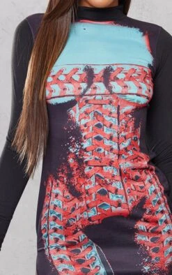 Robe Moulante Noire Imprimé Corps à Col Montant Et Manches Longues -Zeze Vetements Magasin 6a95d0b646b133bf8daaf12564a272d3b5b0a17c cnb7147 4