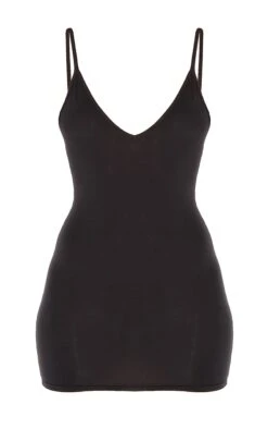 Robe Moulante Basique Noire à Bretelles Et Décolleté Très Plongeant -Zeze Vetements Magasin 6c7c1e9ddd84bb23f07d73c1713978b343723ed3 clv6845 6