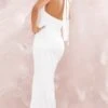 Robe Longue Satinée Blanche Torsadée à Décolleté Et Dos Nu -Zeze Vetements Magasin 6ef596f6a85e0610a597888fdfadfa70b4c032d3 cnd9182 1