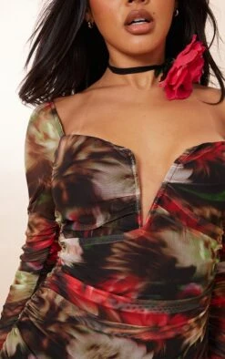 Robe Moulante En Mesh Fleuri Rouge Froncé à Barre En V -Zeze Vetements Magasin 6f28721a863548ba91bf98d7a30ccda972b68904 cnd0392 4