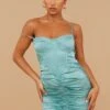 Robe Moulante Satinée Bleu Sarcelle à Corset Et Jupe Froncée Détail Bretelles -Zeze Vetements Magasin 6f6d18f5e6791d3a040ecf32b22301f92a55d595 cmy0036 1