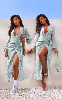 Shape Robe Portefeuille Mi-longue Satinée Verte Imprimé Petites Fleurs