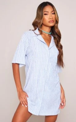 Robe Chemise Texturée Rayée Bleue à Manches Courtes Et Poche