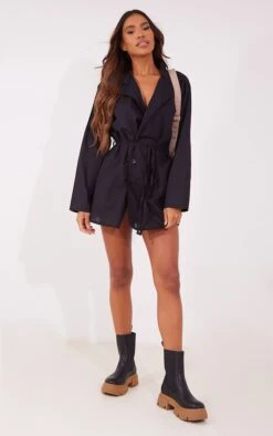 Zero Robe Chemise Noire Nouée Sur La Taille à Col En V Et Poches -Zeze Vetements Magasin 8654c410436ec0521cd31bbc46f01e842bcd7585 cna3096 3