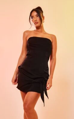 Robe Moulante Bustier Satinée Noire Nouée à Détail Drapé