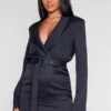 Robe Blazer Noire à Ceinture Et Décolleté -Zeze Vetements Magasin 8c4a6500e1c361219e52da4a8dae159a615e0fd8 cnc2334 1