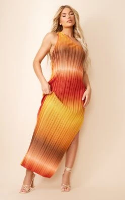 Robe Asymétrique Longue Plissée Marron Imprimé Dégradé à Dos échancré