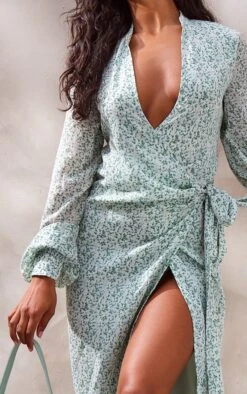 Shape Robe Portefeuille Mi-longue Satinée Verte Imprimé Petites Fleurs -Zeze Vetements Magasin 985bdaa4201134eac9225208e54652cd743a186d cnd2042 4