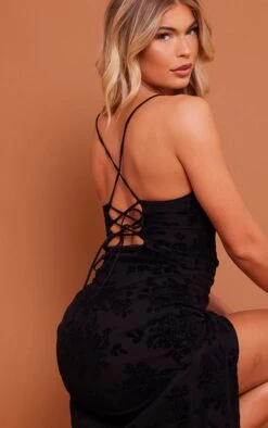 Robe Mi-longue En Mesh Fleuri Floquée Noire à Bretelles Fines Et Lacets Au Dos -Zeze Vetements Magasin a6a74eec30b25a8c1f1fc84fd4811379fc8115cd cna9164 4