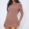 Robe Moulante Manches Longues En Jersey Chocolat à Détail Contours Et Dos Nu Bénitier -Zeze Vetements Magasin a908965359f689d7e2c7cf49c66b9f4691df9bbe cnd4081 2