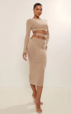 Robe Mi-longue Moulante Gris Pierre Découpée à La Taille à Détail Anneaux 9 Robe Mi-longue Moulante Gris Pierre Découpée à La Taille à Détail Anneaux -Zeze Vetements Magasin aa7faf46265022c9ff29c4f425b273ce09eda283 cnd5856 3