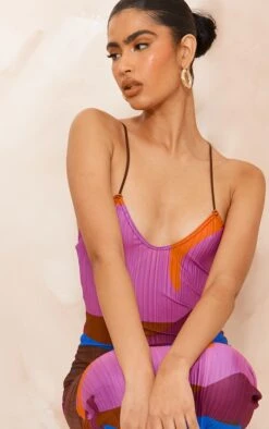 Logic Robe Longue Rose Impirmé Abstrait Plissée à Bretelles Et Dos échancré -Zeze Vetements Magasin af4bc2f96efd1d84aedb6eca9eada591929c87f0 cne8714 4