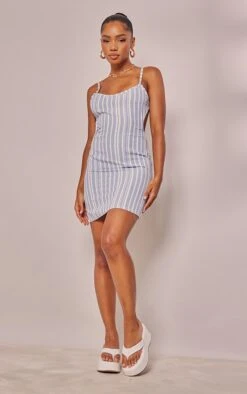 Robe T-shirt Droite En Effet Lin Bleu Découpé à Rayures Et Liens Noués Au Dos 9 Robe T-shirt Droite En Effet Lin Bleu Découpé à Rayures Et Liens Noués Au Dos -Zeze Vetements Magasin b178deefdad9c5cd064e069e1dd4421c48b6aaac cne6484 3