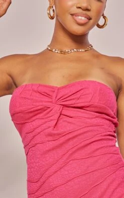 Robe Droite Bustier Texturée Rose Vif Torsadée -Zeze Vetements Magasin bc52e07ccfcb0de9a28dc75205ca86ecad126a15 cne6504 4