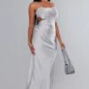 Robe Mi-longue Découpée Satinée Argentée à Liserés Et Bretelles Fines -Zeze Vetements Magasin c0ed16e405836449535e8b95223d6fde5d4597a9 cnc7628 1