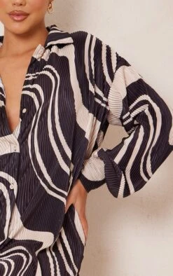 Robe Chemise Plissée Noire à Imprimé Tourbillons Et Ourlet Volanté -Zeze Vetements Magasin c386355c179e0e9c2b63b8e0a262c5b9031a676d cmz8433 5