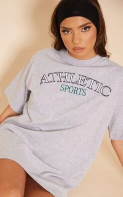 Robe T-shirt Gris Chiné à Manches Courtes Et Slogan Badge Athletic Sports -Zeze Vetements Magasin c43673e51e1dffd51e95d5b27c2ce2e544224632 cnd4019 4