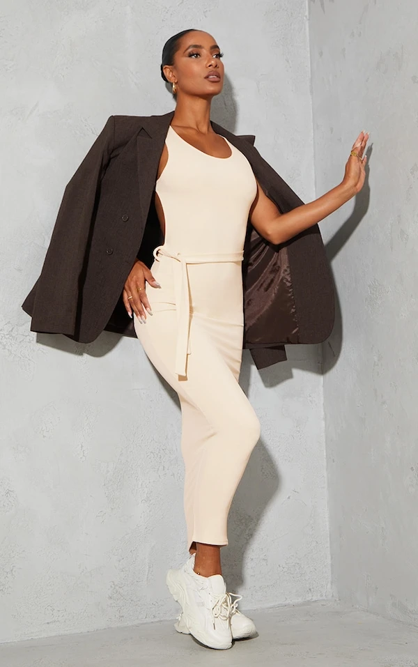 Robe Longue Gris Pierre Côtelée à Dos Ouvert Et Lien Taille 4 Robe Longue Gris Pierre Côtelée à Dos Ouvert Et Lien Taille – Image 2