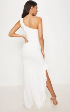 Robe Longue Blanche à Bretelle Unique Et Ourlet Volanté -Zeze Vetements Magasin cf7bb41f53ebab2d344671143150e041e4af0f4e CLX8686 2