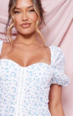 Robe Corset Moulante Bleue Fleurie à Manches Bouffantes -Zeze Vetements Magasin d7fc94e95bda640a53d1300cfe1259a10756e7ed cnd4282 4