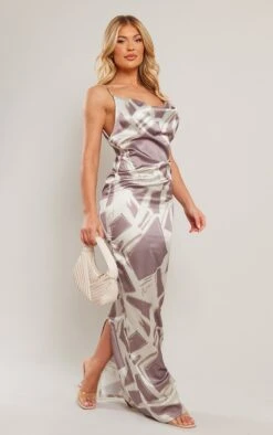 Robe Longue Satinée Marron Imprimé Abstrait à Col Bénitier -Zeze Vetements Magasin e69c8ad7d50371f30068582a7880ed8b74e992aa cnd7570 3