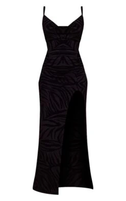 Robe Longue En Mesh Floqué Zébré Noir à Bretelles Et Col Bénitier -Zeze Vetements Magasin eb51d4eafee197ec9e6ae445f289da0294ef2540 cna9152 5