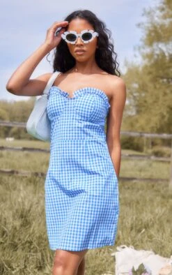 Robe Bustier Moulante Bleue à Carreaux Et Buste Volanté 10 Robe Bustier Moulante Bleue à Carreaux Et Buste Volanté -Zeze Vetements Magasin f31126fed9a0e0cdfacf1bfd30725664108966d5 cnd8903 4