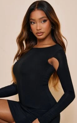 Robe Très Moulante Noire Découpée Sous Les Bras -Zeze Vetements Magasin f4735b067836e90919fd820ff34d83e6155265b2 cnd2279 4